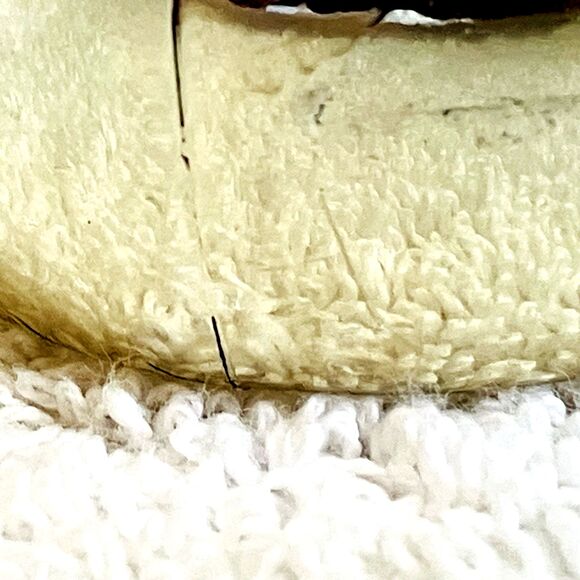 Gold Color Napkin Rings Set of 4 Round Metallic Shiny Plastic - Picture 12 of 14